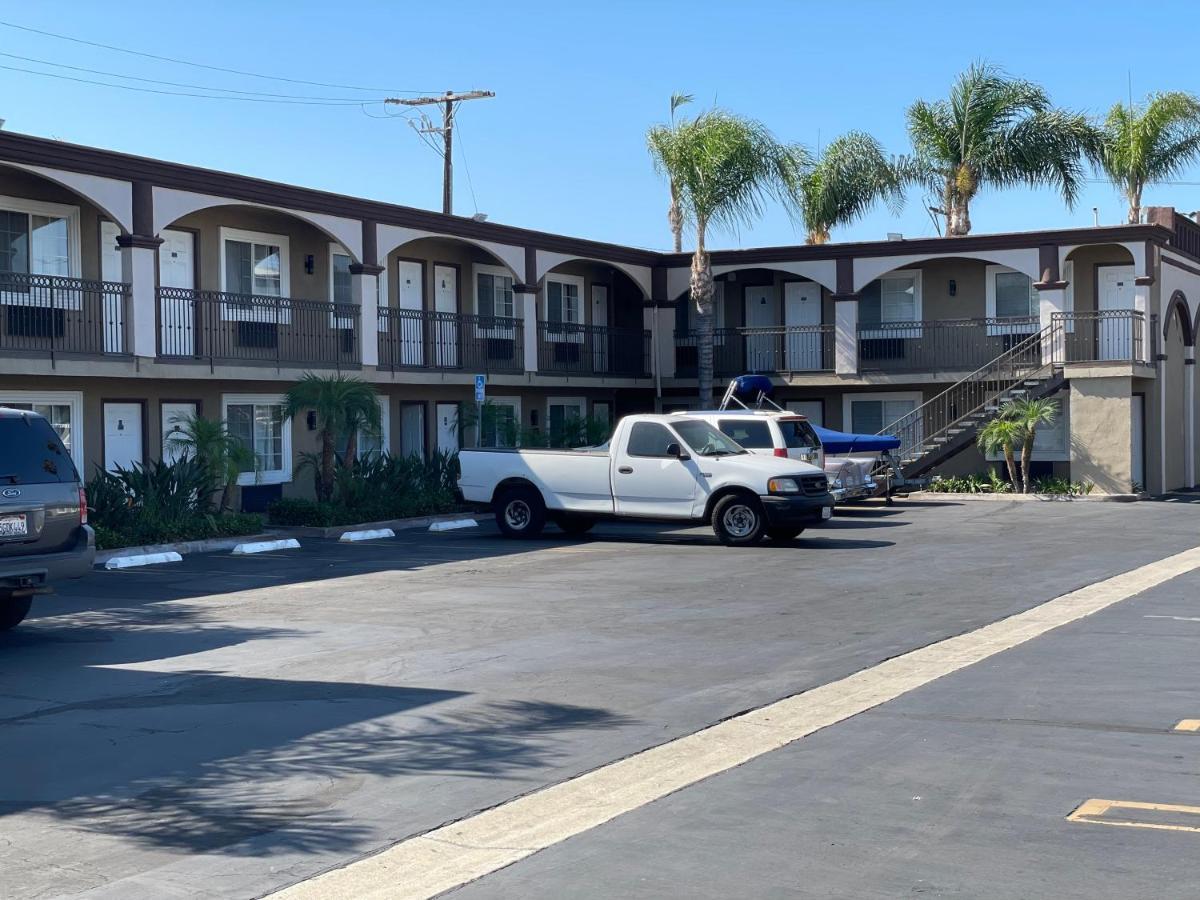 Legacy Inn & Suites Anaheim Dış mekan fotoğraf