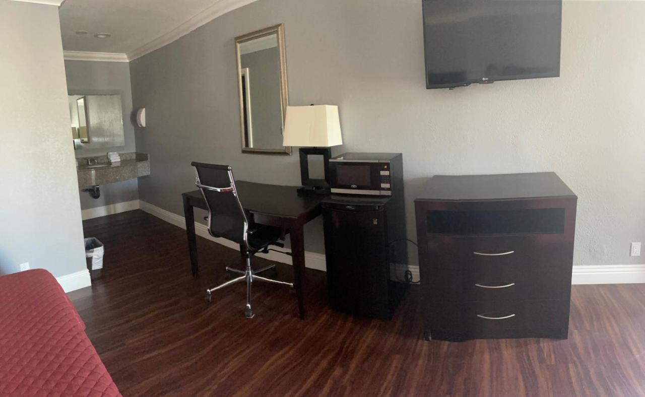 Legacy Inn & Suites Anaheim Dış mekan fotoğraf