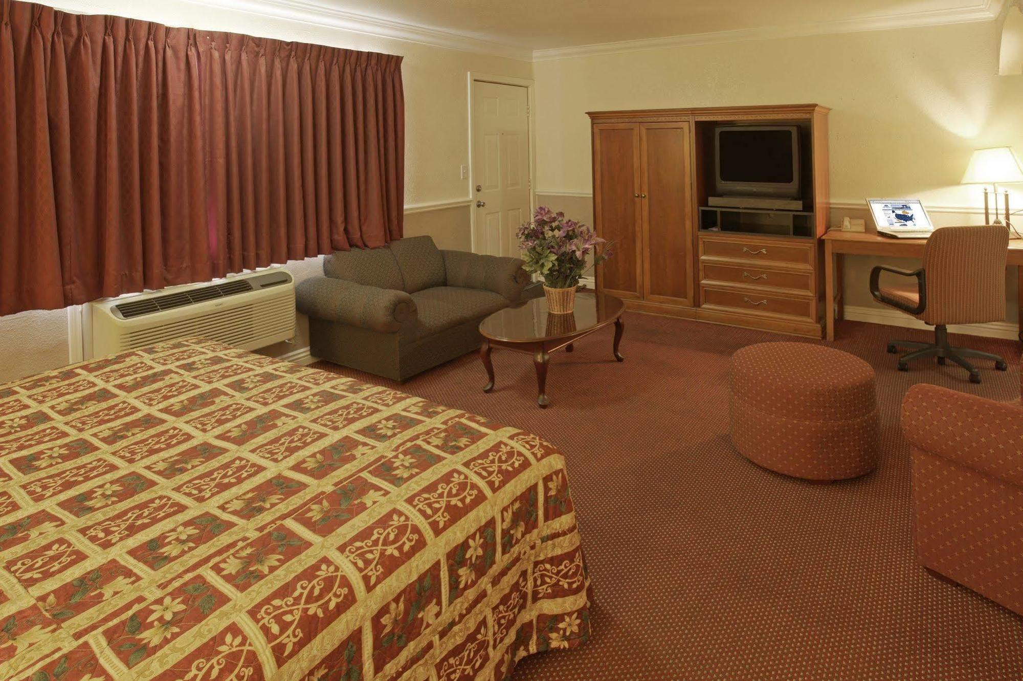 Legacy Inn & Suites Anaheim Dış mekan fotoğraf